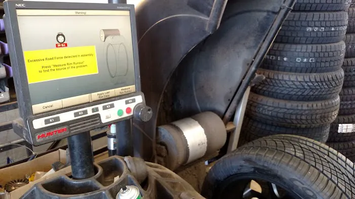 Dolson Auto & Tire 5