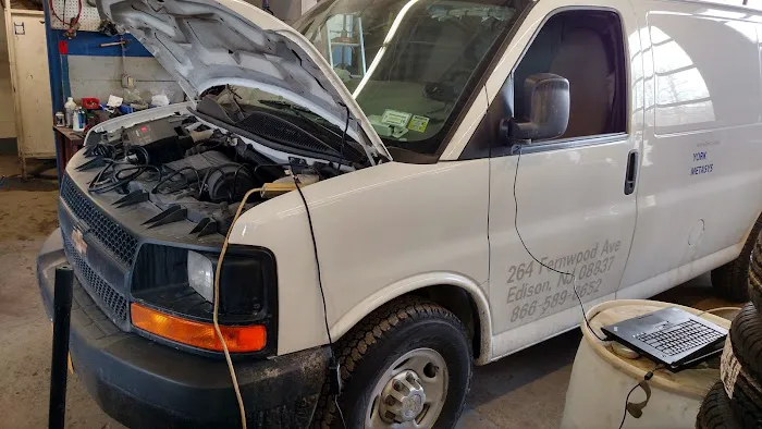 Dolson Auto & Tire 6