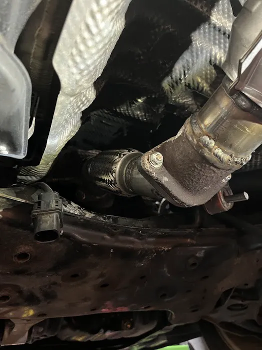 pit crew mechanics express services llc 1