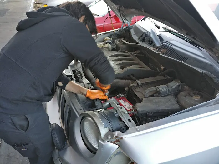 AutoZone Auto Parts 3