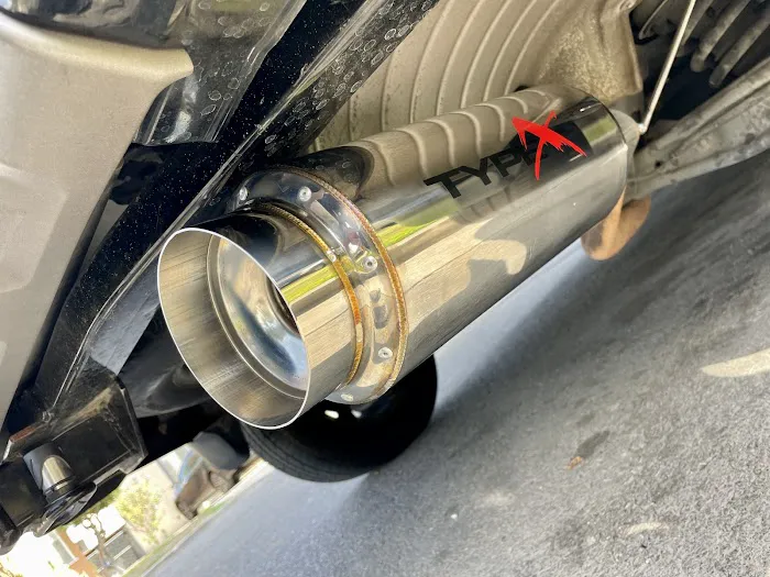 D & M Tires & Mufflers 4