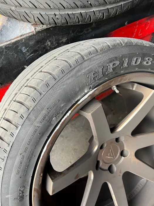Custodios Tire Shop 6