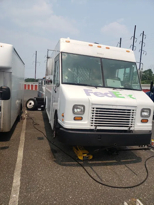Passenger and Truck Tire Mobile Service 9