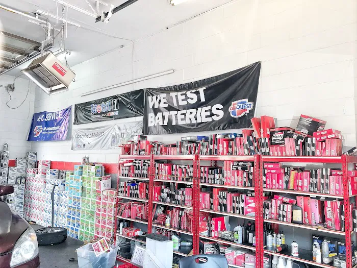 LUZ INSTANT OIL CHANGE & BRAKES 6