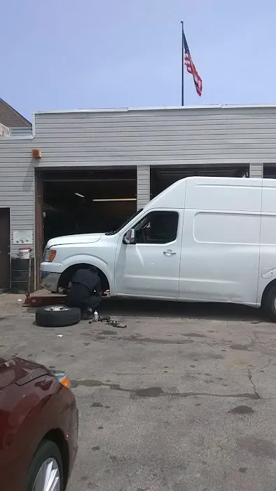 Cawleys Auto 2