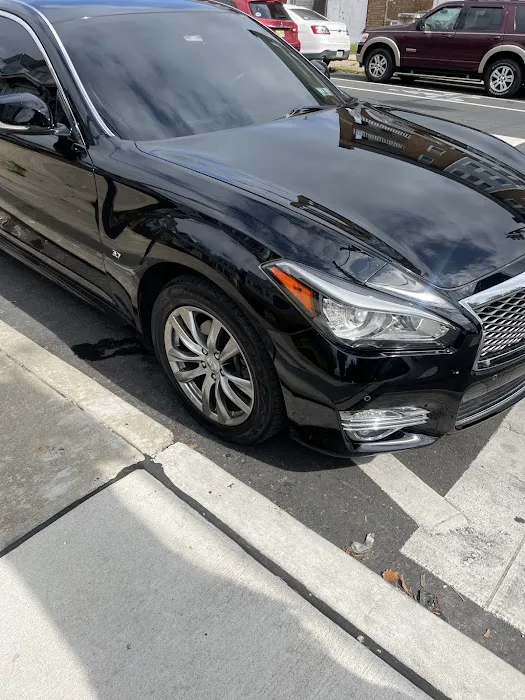 Crashed2Class Auto Body 2