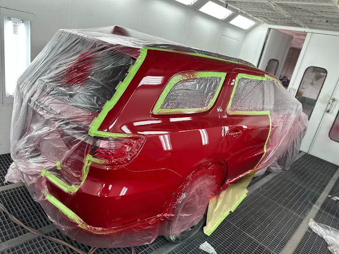 Crashed2Class Auto Body 8