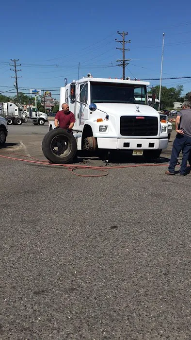 Bergey's Commercial Tire Centers 6