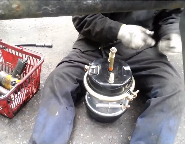 On-Demand Mobile Truck Repair 8