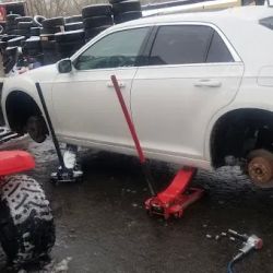 Harry's Tires ico