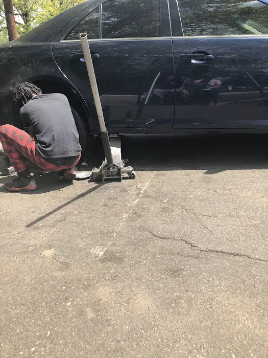 Harry's Tires 8
