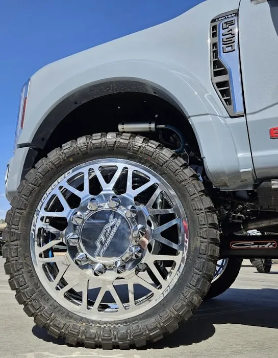 Lone Wolf Off Road 1