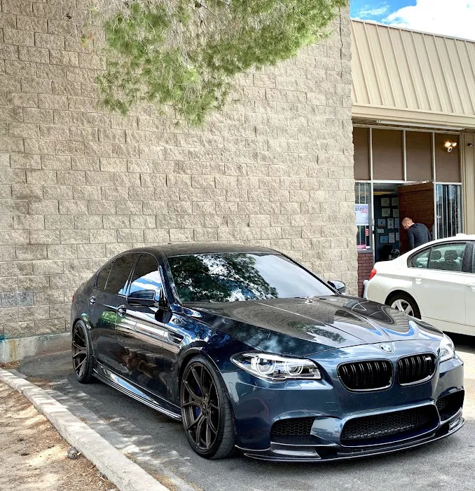 Werkstatte BMW ONLY automotive 2