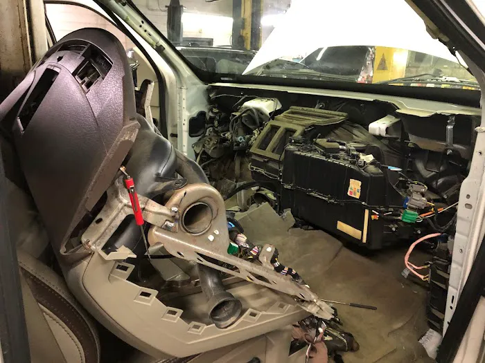 Williams Norwalk Tire & Alignment 3