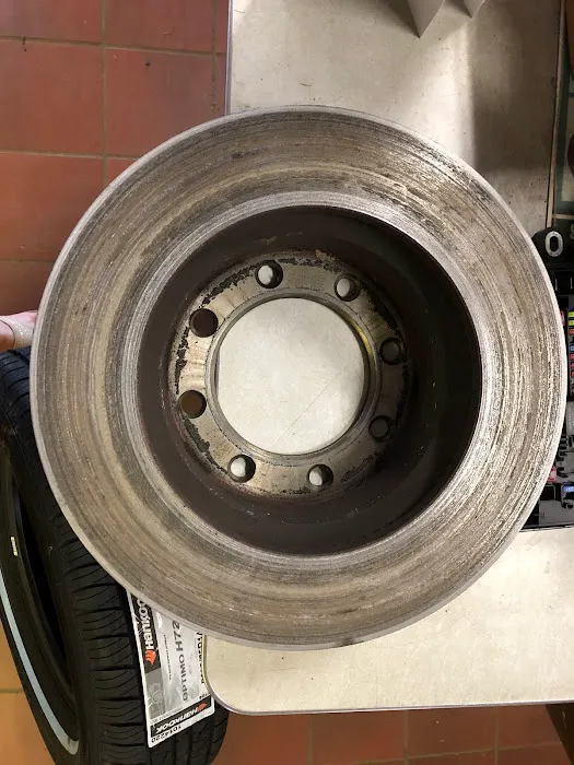 Williams Norwalk Tire & Alignment 6