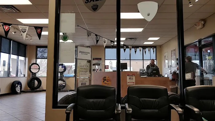 Grismer Auto Service Center 3