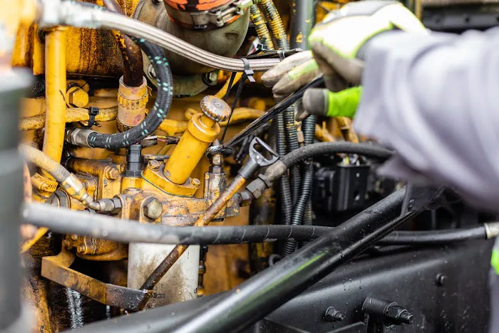Ricker's 24 Hour Truck Repair 5