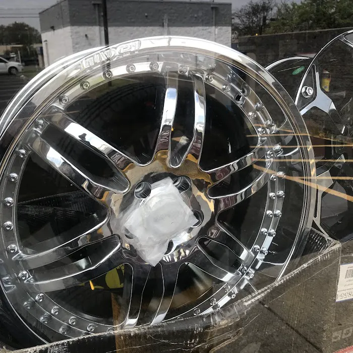 Tire Max-On 2
