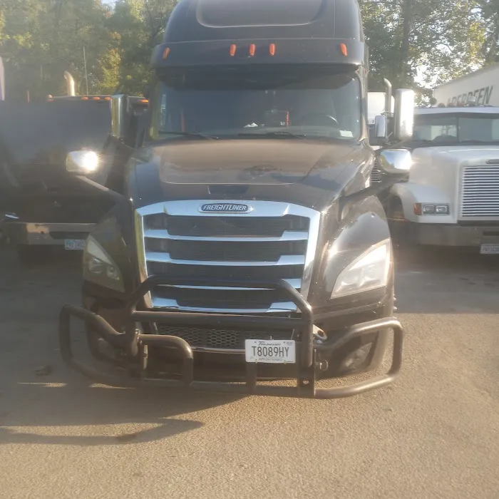 HFS Mobile Truck and Tire Repair 9