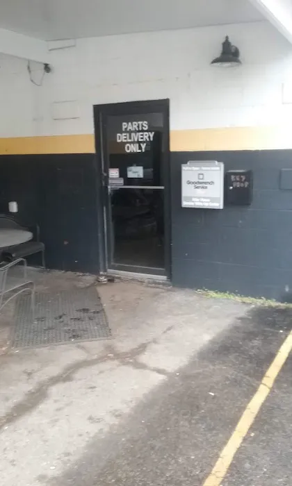 Fugate's Auto Repair & Towing 6