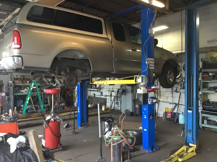 Abner's Auto Works & Repairs 5