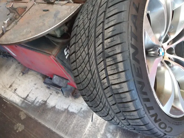 Ron's Car Care And Propane Service 6
