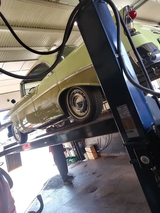 Ron's Car Care And Propane Service 5