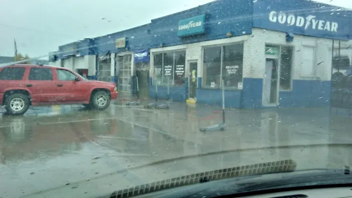 Bob & Floyd's Tire Sales 4