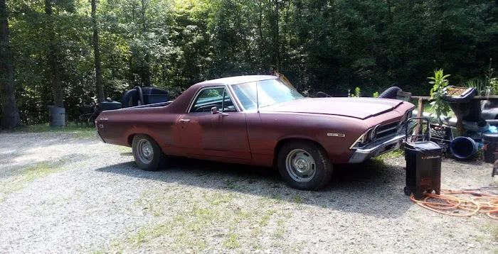 D+S Auto Salvage 7