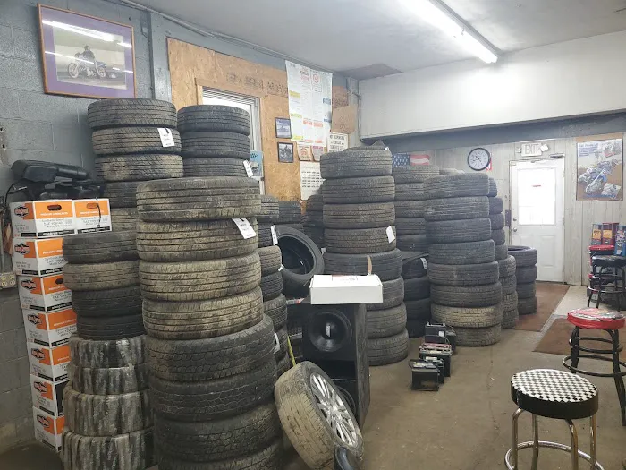 D+S Auto Salvage 9