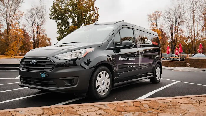 Lincoln of Cincinnati Service Center 2