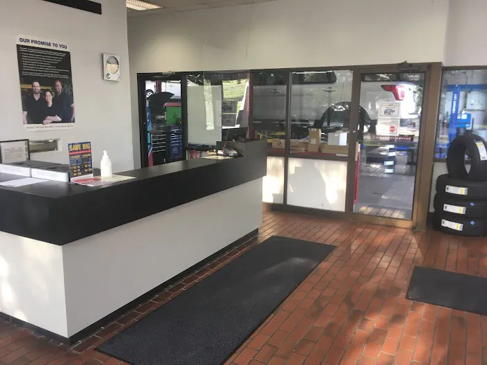 Monro Auto Service and Tire Centers 5
