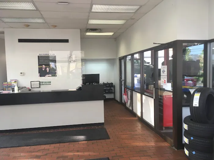 Monro Auto Service and Tire Centers 4