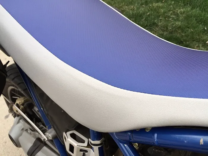 Earl's Auto Upholstery 9