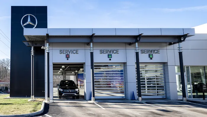 Mercedes-Benz Service 6