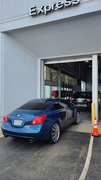 Jeff Wyler Kings Nissan Service 9