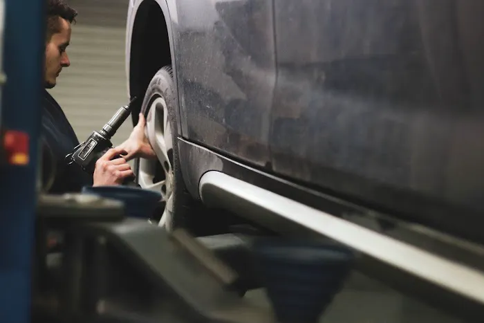 Jeff Wyler Mazda Service Center 9