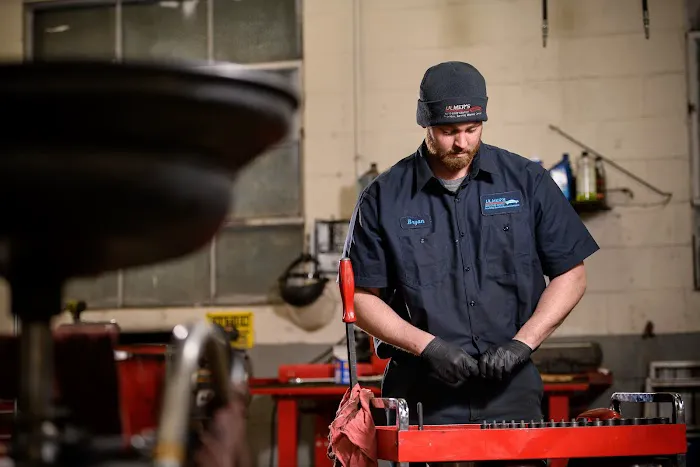 Ulmer's Auto Care 5