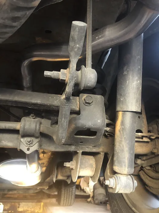 Lee Muffler and Exhaust 1