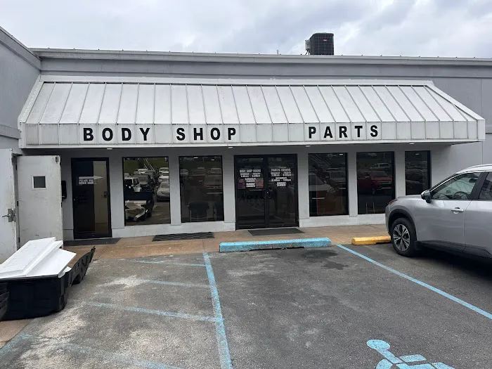 Harry Green Collision Center 1