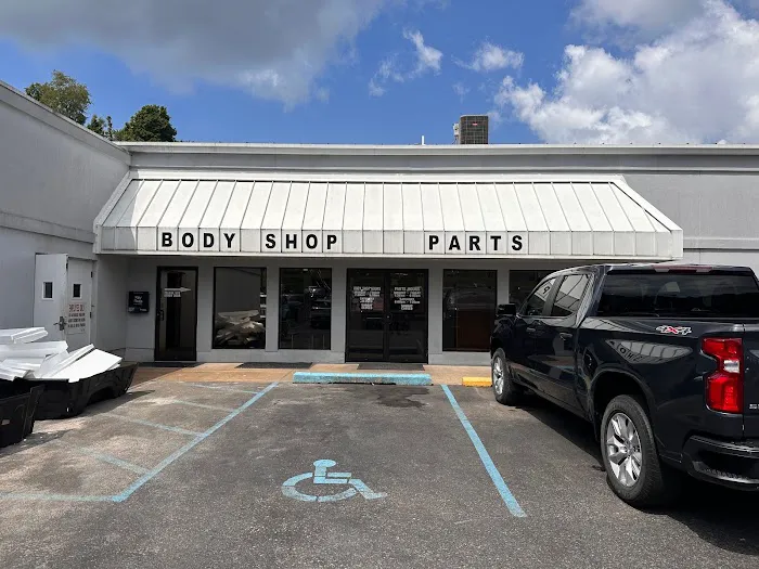 Harry Green Collision Center 6