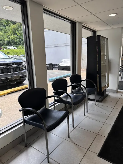 Harry Green Collision Center 7