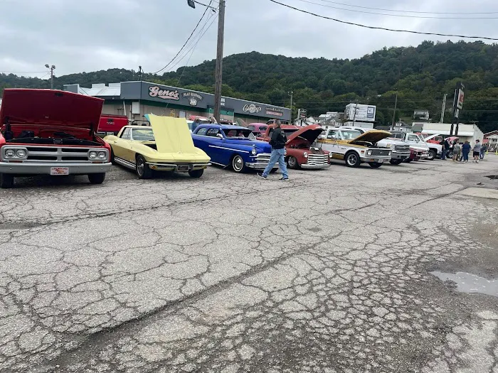 Fast Eddy's Tire and Paint 1