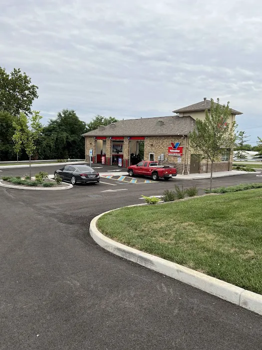 Valvoline Instant Oil Change 1