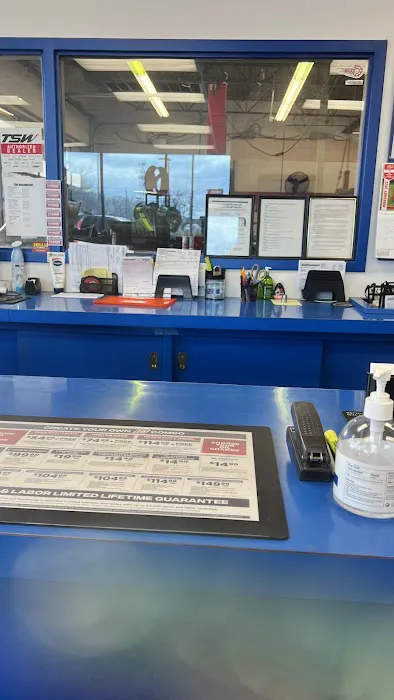Tire Discounters 3