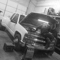 Newell's Garage & Custom engine's
