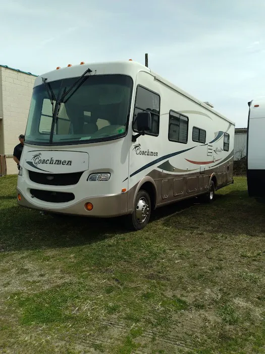 A & B RV Fleet Collision 0