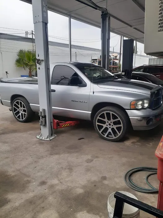 Manuel's Auto Repair 6