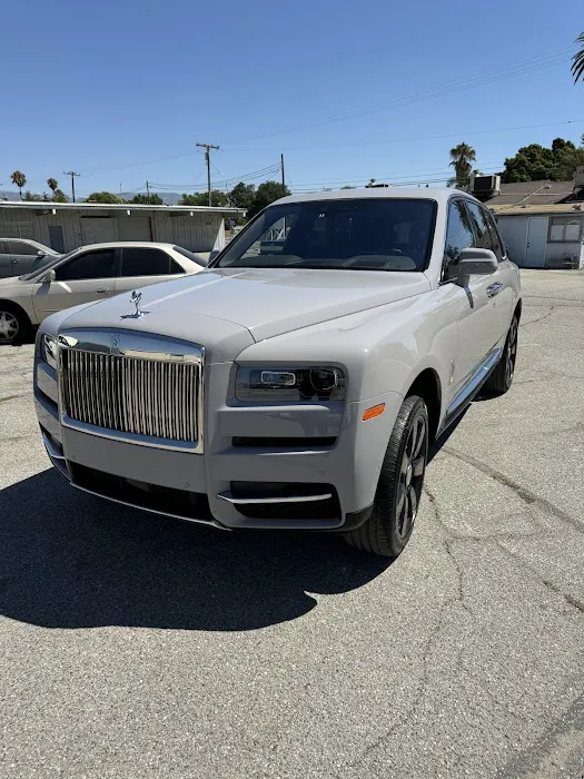 Islas Auto Body 7