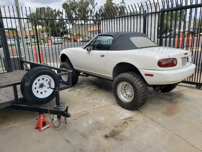 La Mesa Mufflers & Brakes 0